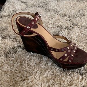 Like new Frye wood studded wedge